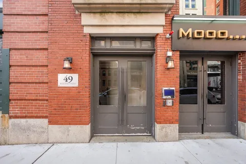 $3,250,000 | 49 Melcher Street, Unit 502, Boston, MA 02210
