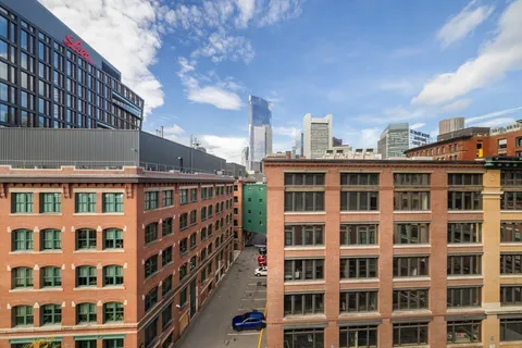 $3,250,000 | 49 Melcher Street, Unit 502, Boston, MA 02210