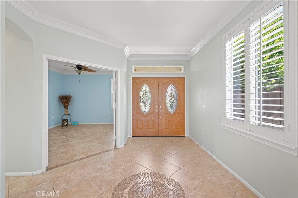 508 Casper Drive Hemet, CA 92545 - Photo 5 of 73