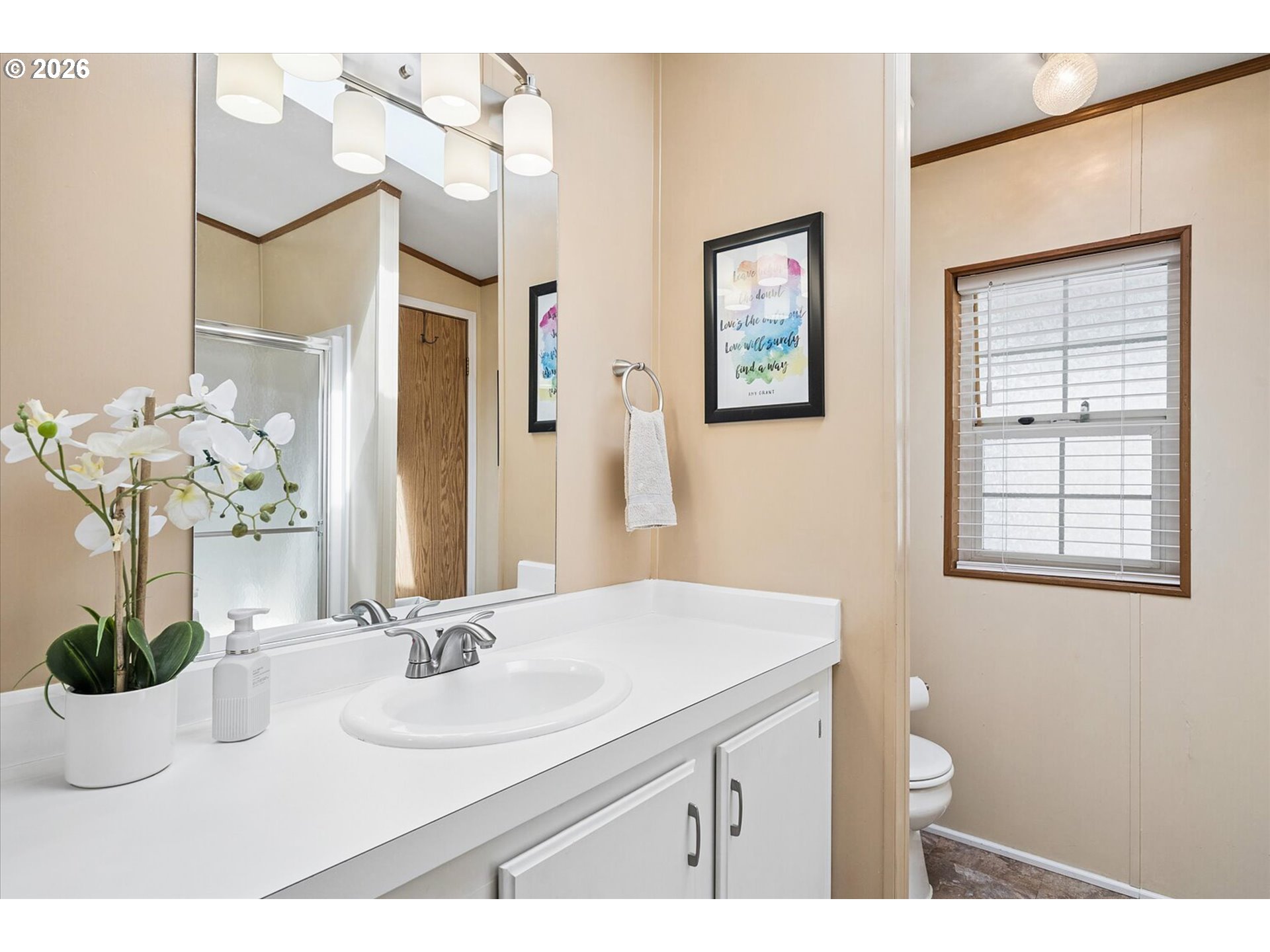 2150 Laura Street, Unit 202 Springfield, OR 97477 - Photo 22 of 45 Owner's Suite Bathroom