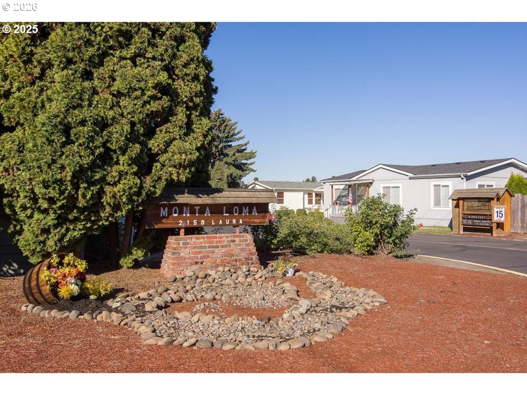 2150 Laura Street, Unit 202 Springfield, OR 97477 - Photo 39 of 45 Community Amenities