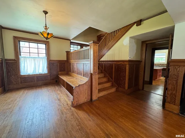 $250,000 | 387 North Kellogg Street, Galesburg, IL 61401