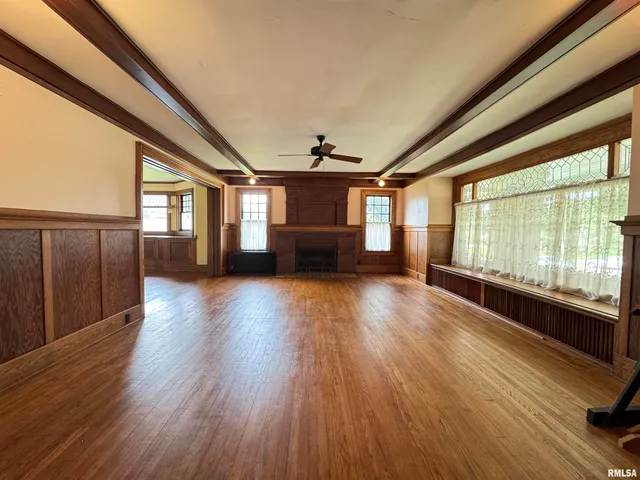 $250,000 | 387 North Kellogg Street, Galesburg, IL 61401