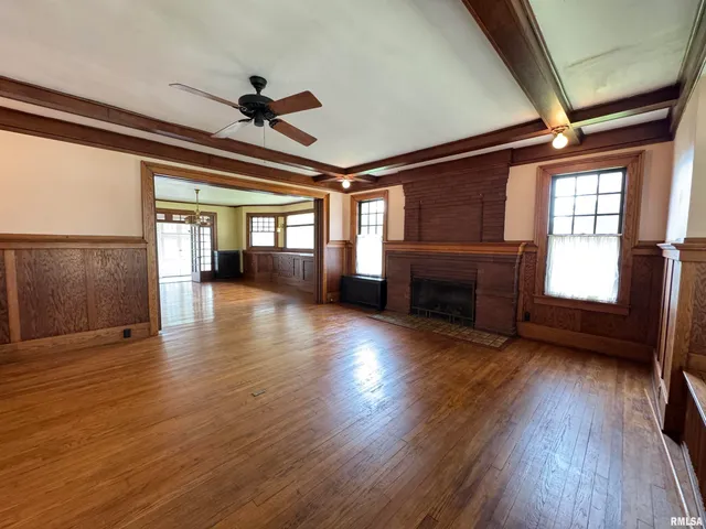 $250,000 | 387 North Kellogg Street, Galesburg, IL 61401