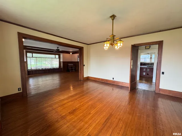 $250,000 | 387 North Kellogg Street, Galesburg, IL 61401