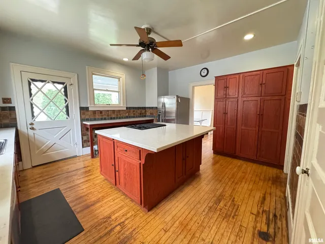 $250,000 | 387 North Kellogg Street, Galesburg, IL 61401