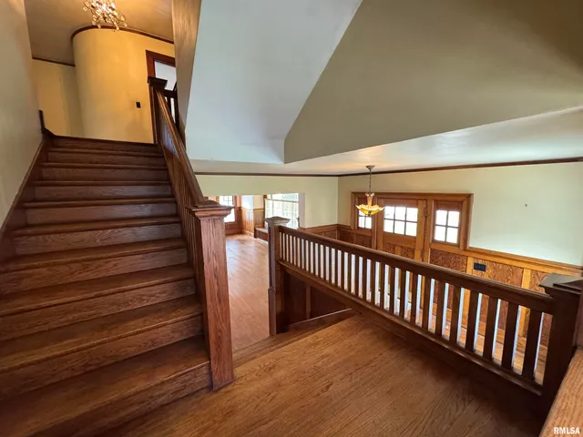 $250,000 | 387 North Kellogg Street, Galesburg, IL 61401