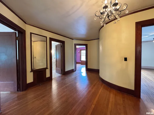 $250,000 | 387 North Kellogg Street, Galesburg, IL 61401