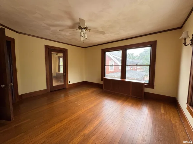 $250,000 | 387 North Kellogg Street, Galesburg, IL 61401