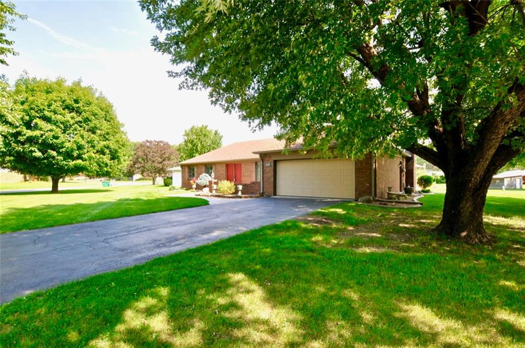 9432 Leroy Road Brownsburg, IN 46112 - Photo 3 of 38