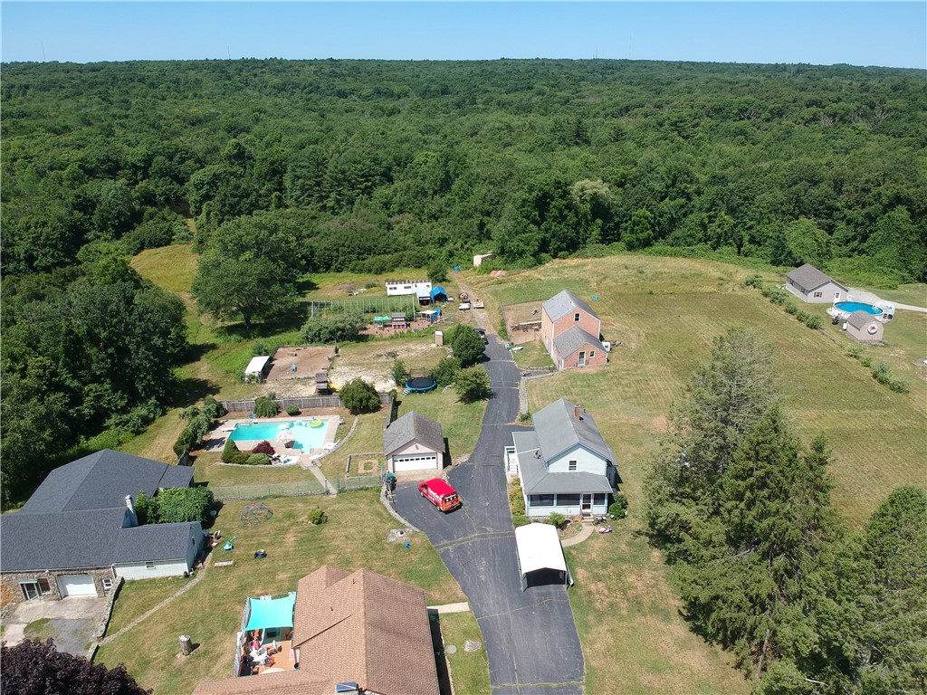 138 Gleaner Chapel Road Scituate, RI 02857 - Photo 3 of 50