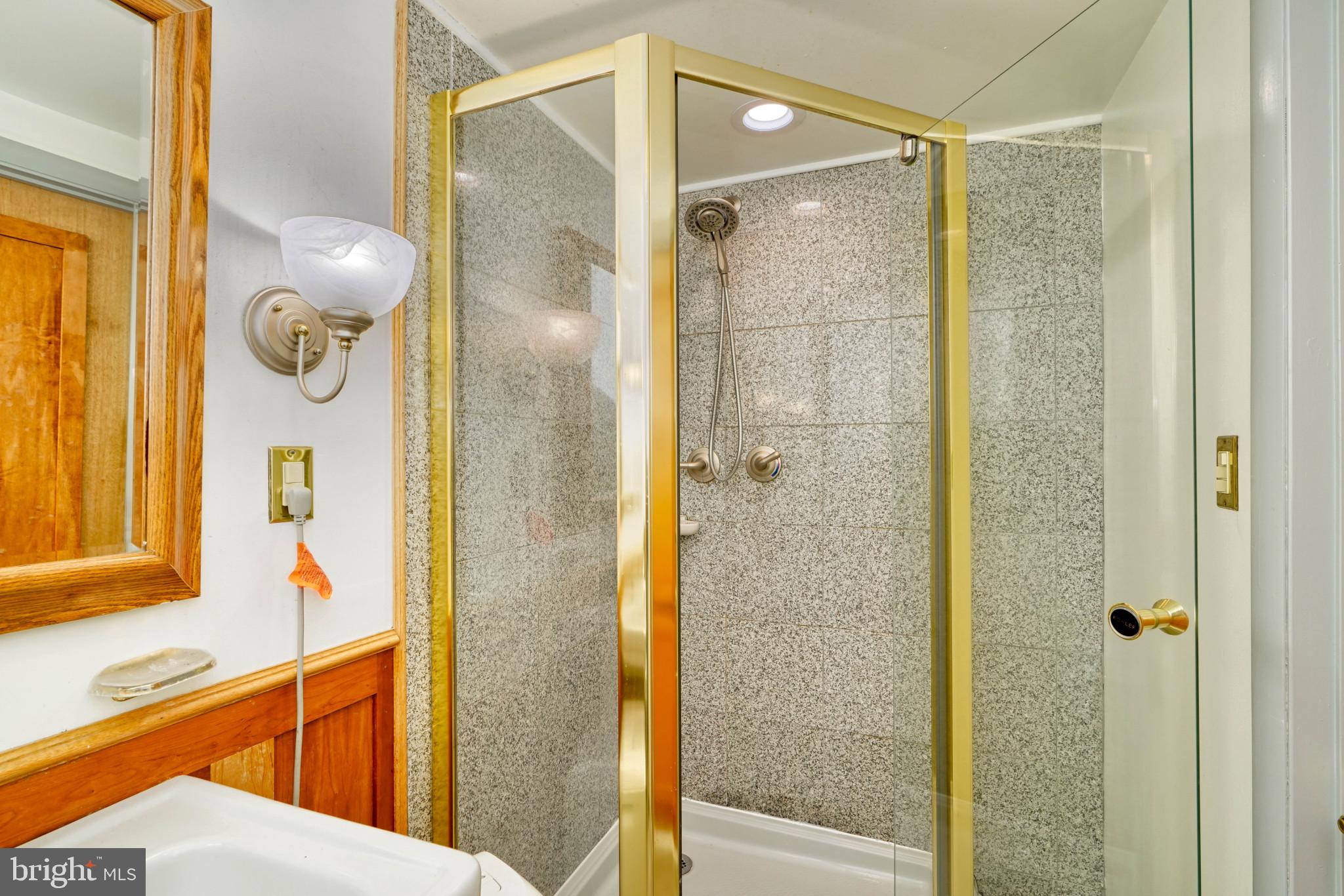 619 Round Oak Road Towson, MD 21204 - Photo 60 of 70 Gallery Image 60