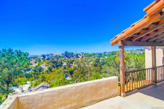 $2,195,000 | 2854 Albatross Street, San Diego, CA 92103