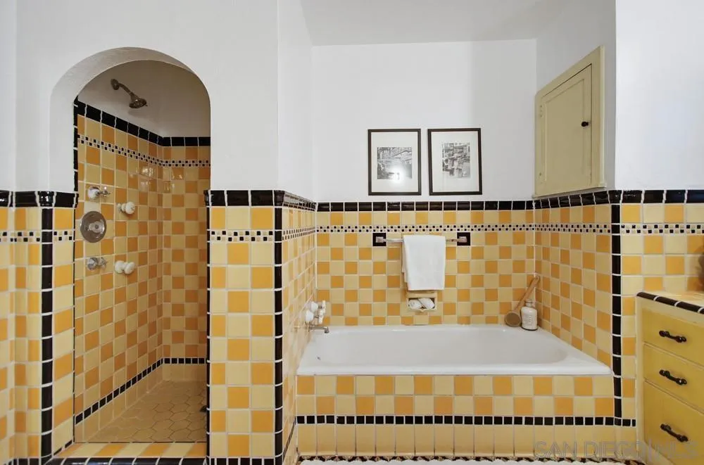 2854 Albatross Street San Diego, CA 92103 - Photo 31 of 51