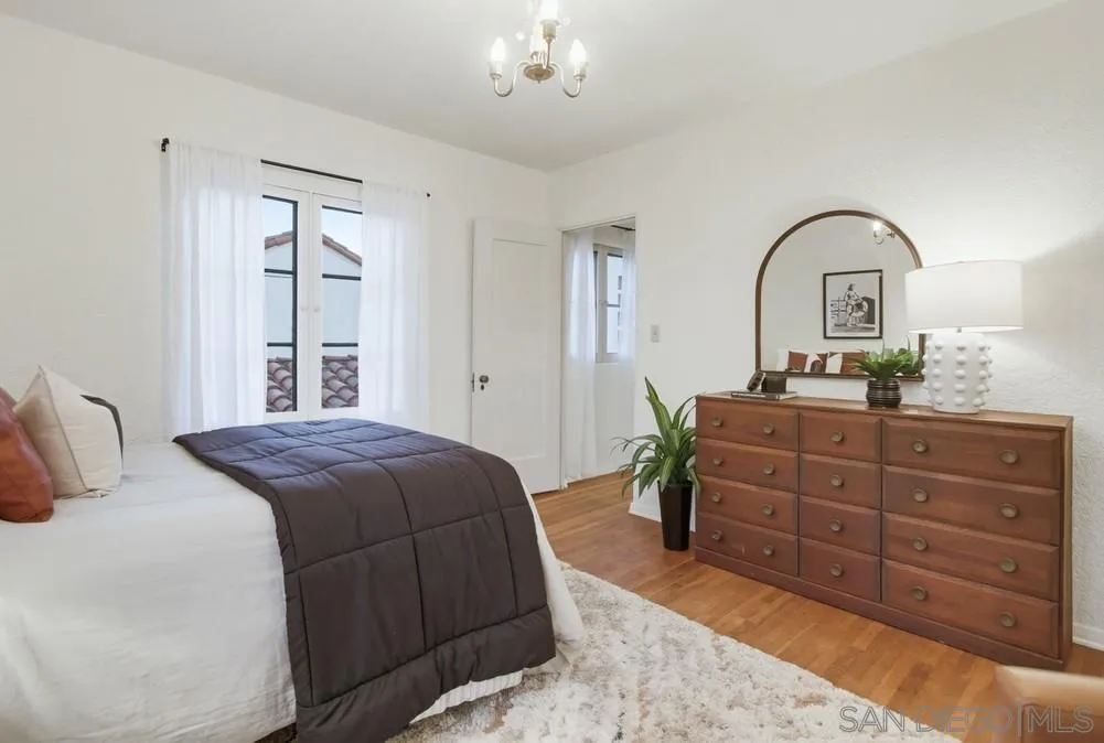 2854 Albatross Street San Diego, CA 92103 - Photo 33 of 51