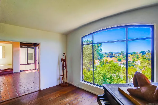 $2,200,000 | 2854 Albatross Street, San Diego, CA 92103