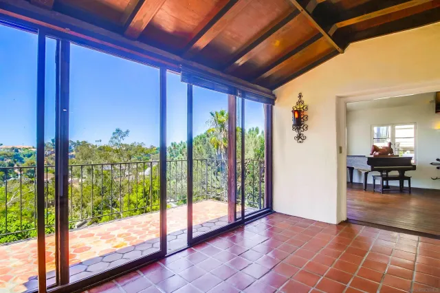 $2,200,000 | 2854 Albatross Street, San Diego, CA 92103