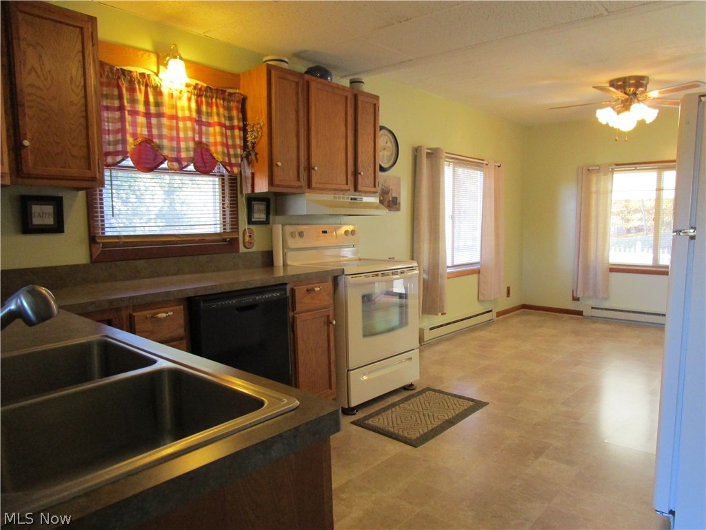 4939 South Ridge Road East Ashtabula, OH 44004 - Photo 2 of 25