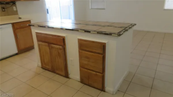 $1,750 | 3014 Sunrise Bay Avenue, North Las Vegas, NV 89031