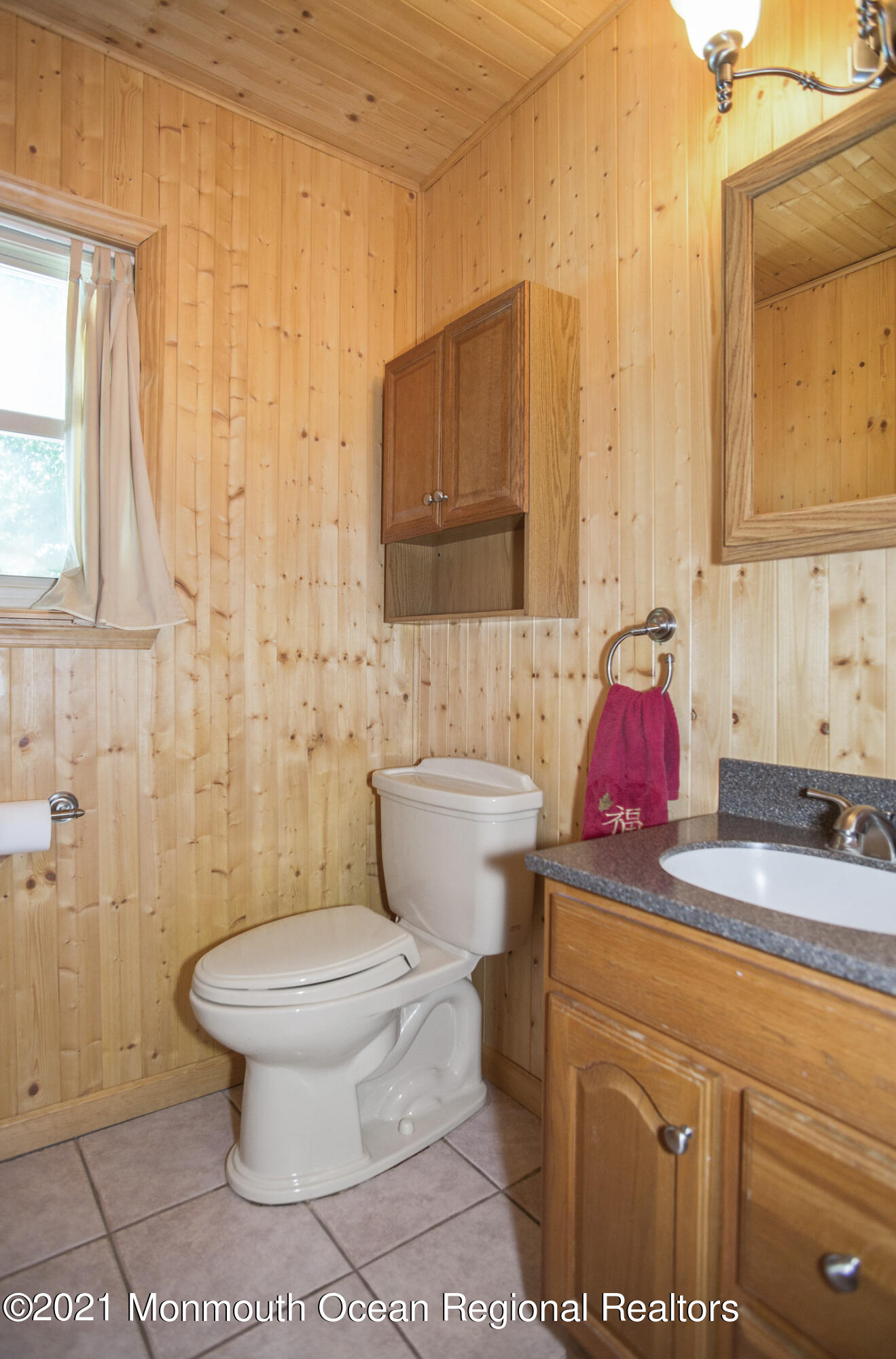 11 Buxton Road Jackson, NJ 08527 - Photo 14 of 35 Half bath