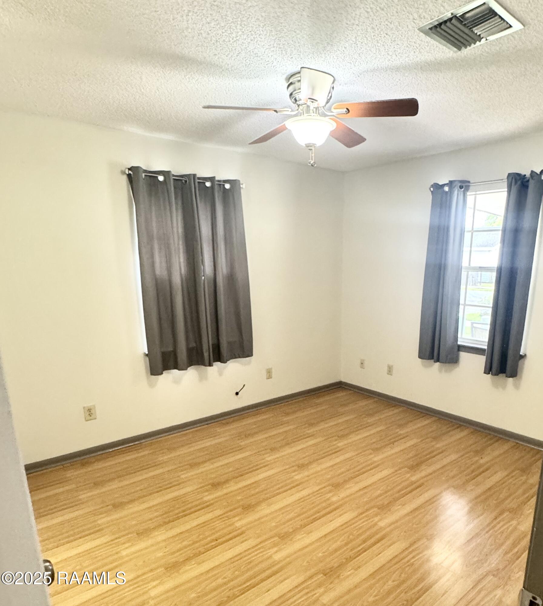 209 Lowell Drive Lafayette, LA 70506 - Photo 6 of 12 Primary Bedroom