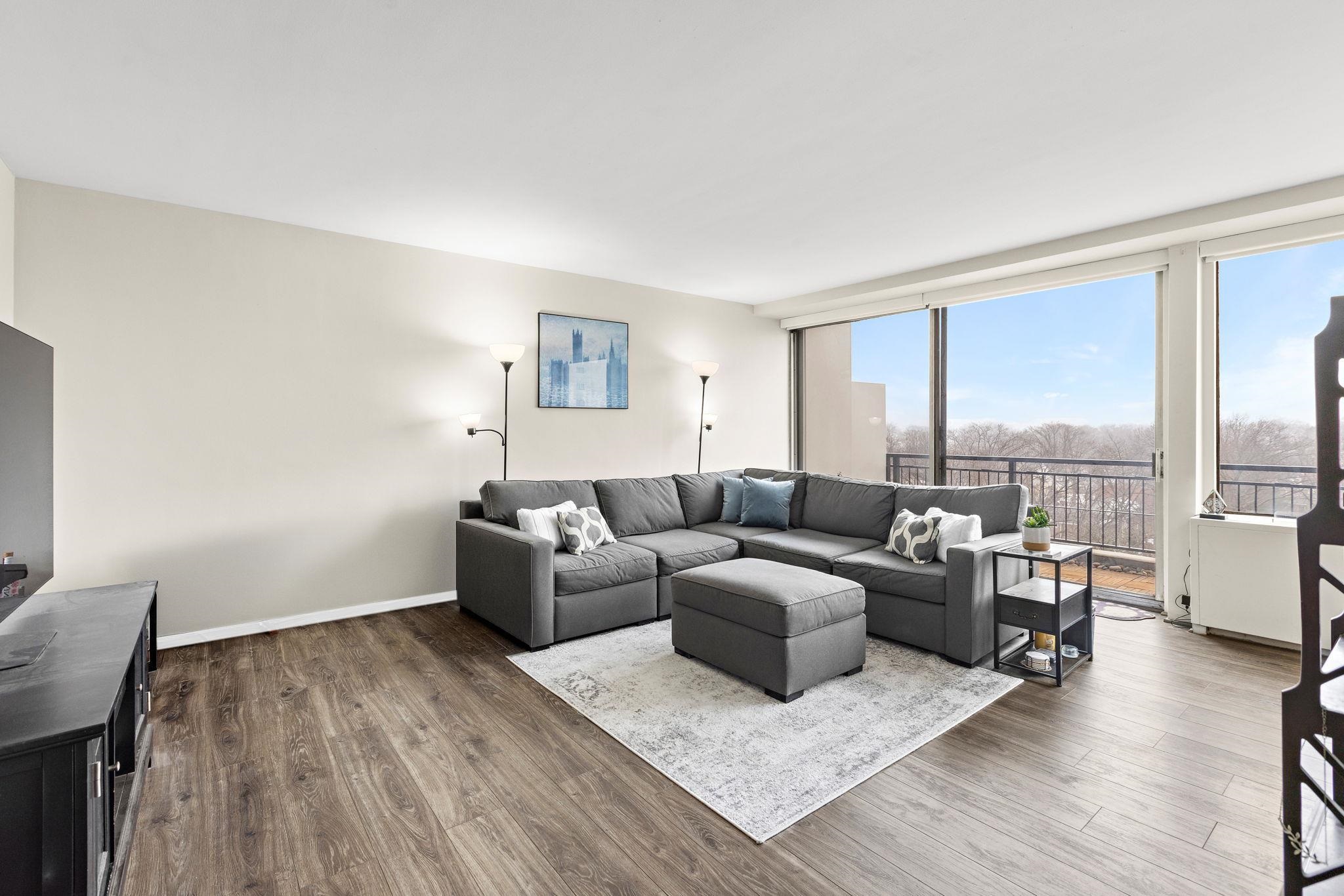 1 Horizon Road, Unit 806 Fort Lee, NJ 07024 - Photo 3 of 15