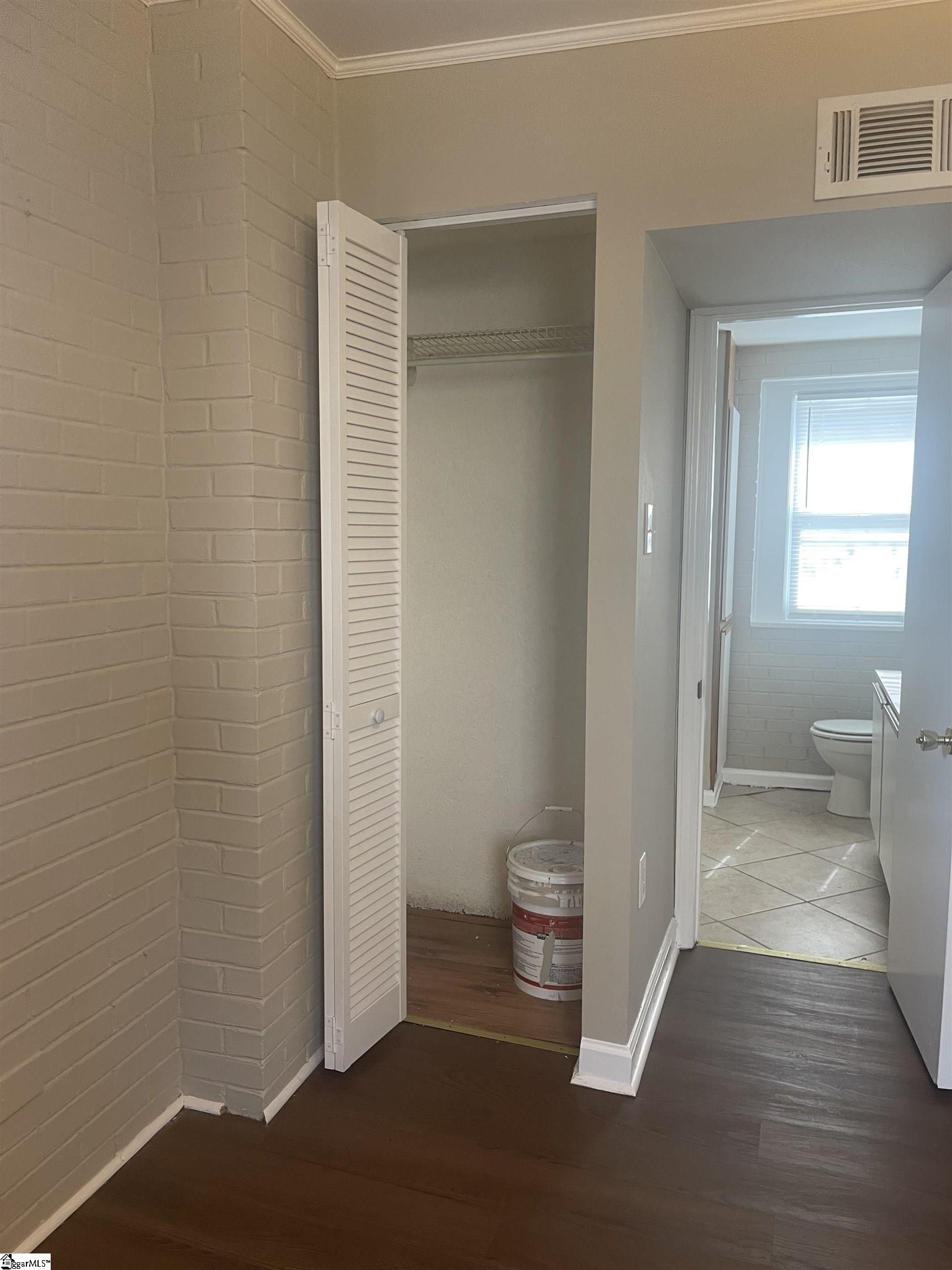 19 Lowndes Hill Road Greenville, SC 29607 - Photo 21 of 23