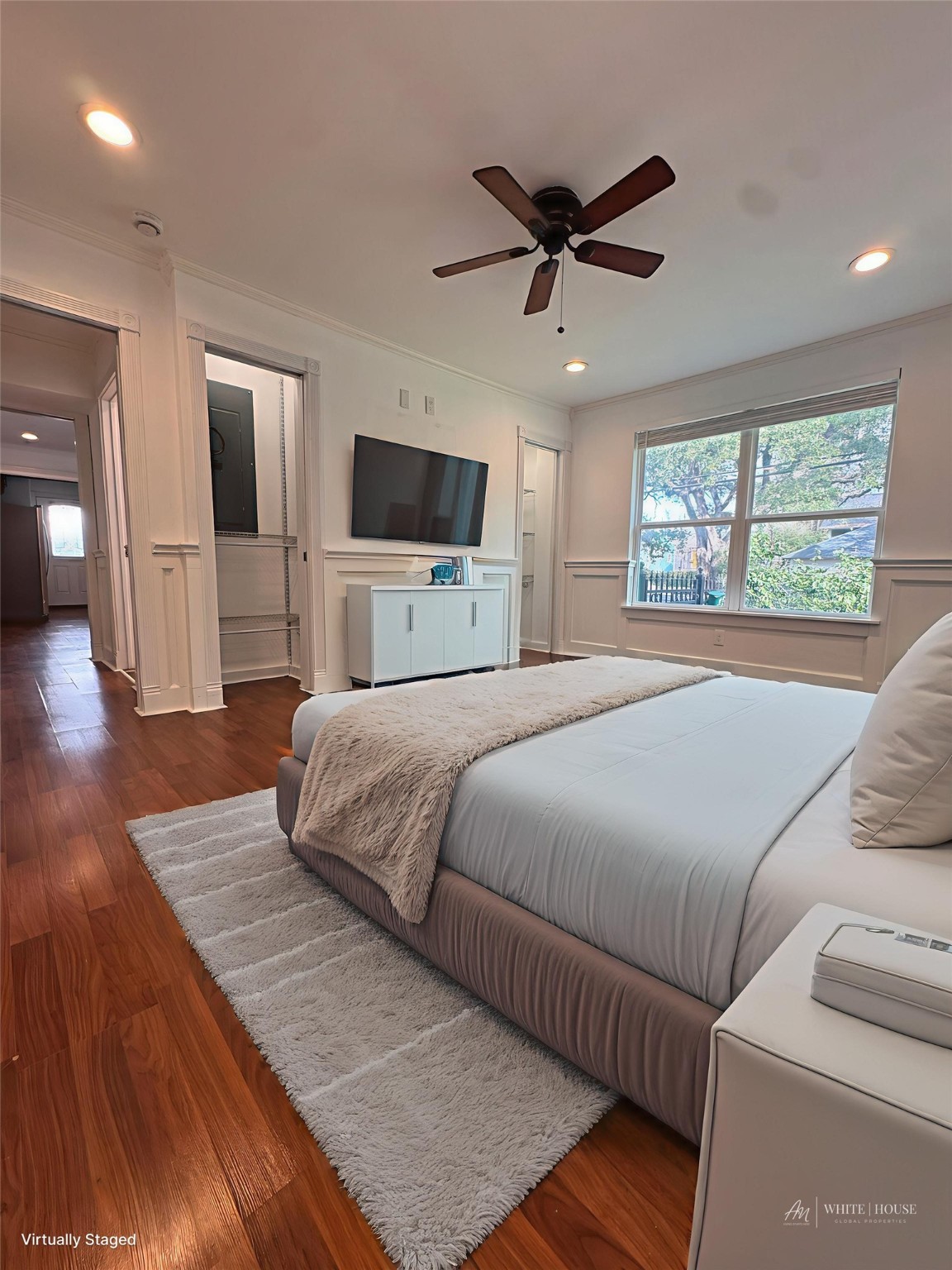 1101 East 7th Street, Unit 2 Houston, TX 77009 - Photo 4 of 9 Primary room. Virtually staged