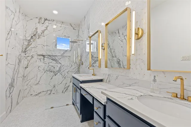 $639,000 | 907 City Side Lane, Dallas, TX 75201