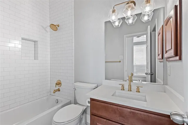 $639,000 | 907 City Side Lane, Dallas, TX 75201