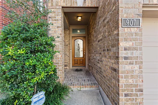 $639,000 | 907 City Side Lane, Dallas, TX 75201