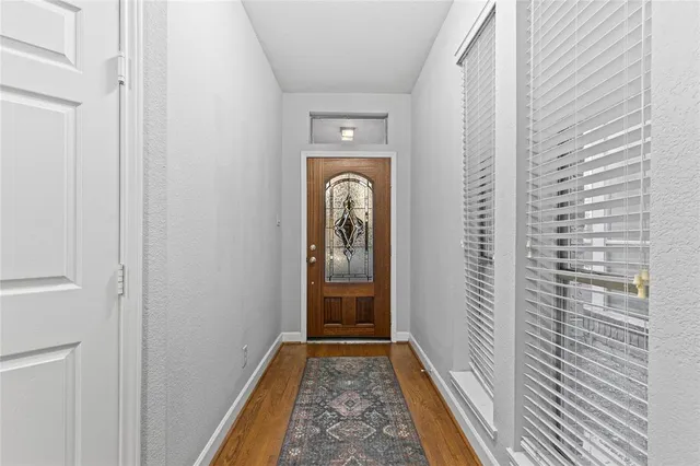 $639,000 | 907 City Side Lane, Dallas, TX 75201