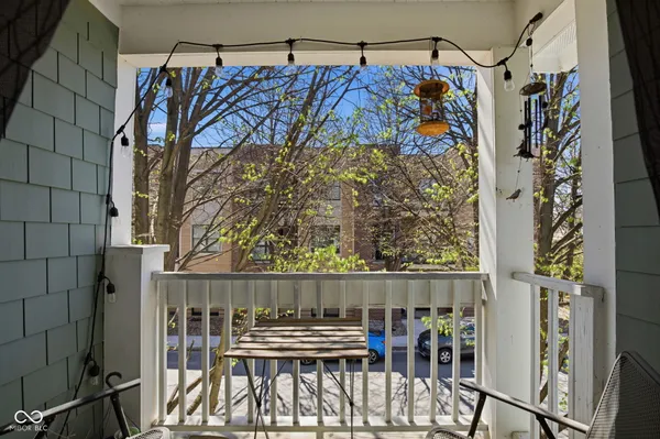 $2,600 | 228 East St Joseph Street, Indianapolis, IN 46202
