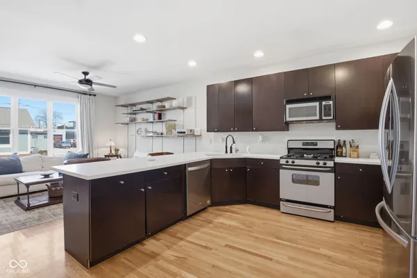 $2,600 | 228 East St Joseph Street, Indianapolis, IN 46202