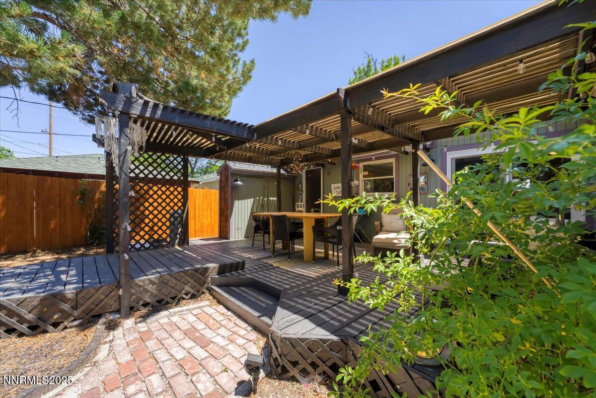 661 Thoma Street Reno, NV 89502 - Photo 23 of 33 a view of a chairs and table in the patio