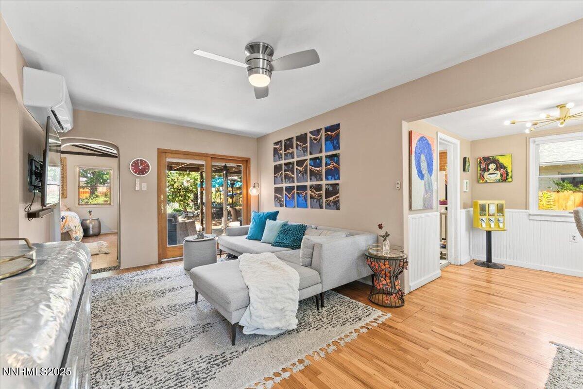 661 Thoma Street Reno, NV 89502 - Photo 5 of 33 a living room with furniture and a couch