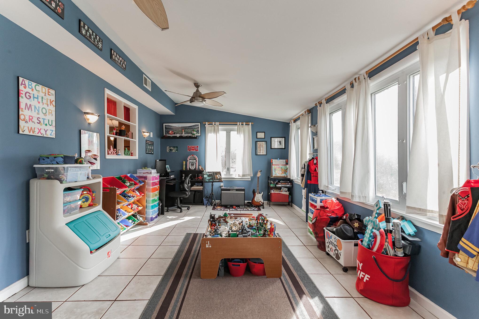 532 Ivyland Road Warminster, PA 18974 - Photo 17 of 30 Gallery Image 17