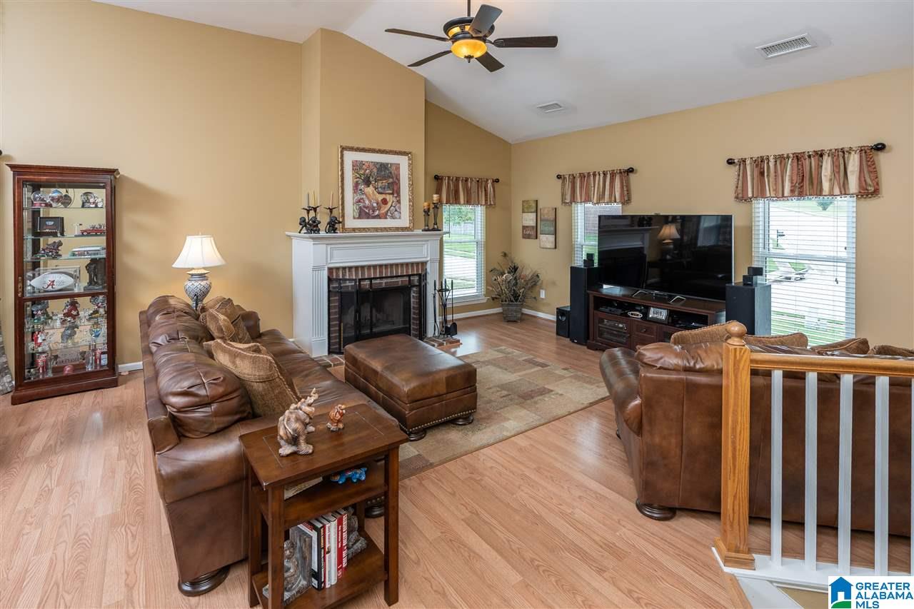 1350 Deer Trail Road Birmingham, AL 35226 - Photo 3 of 31