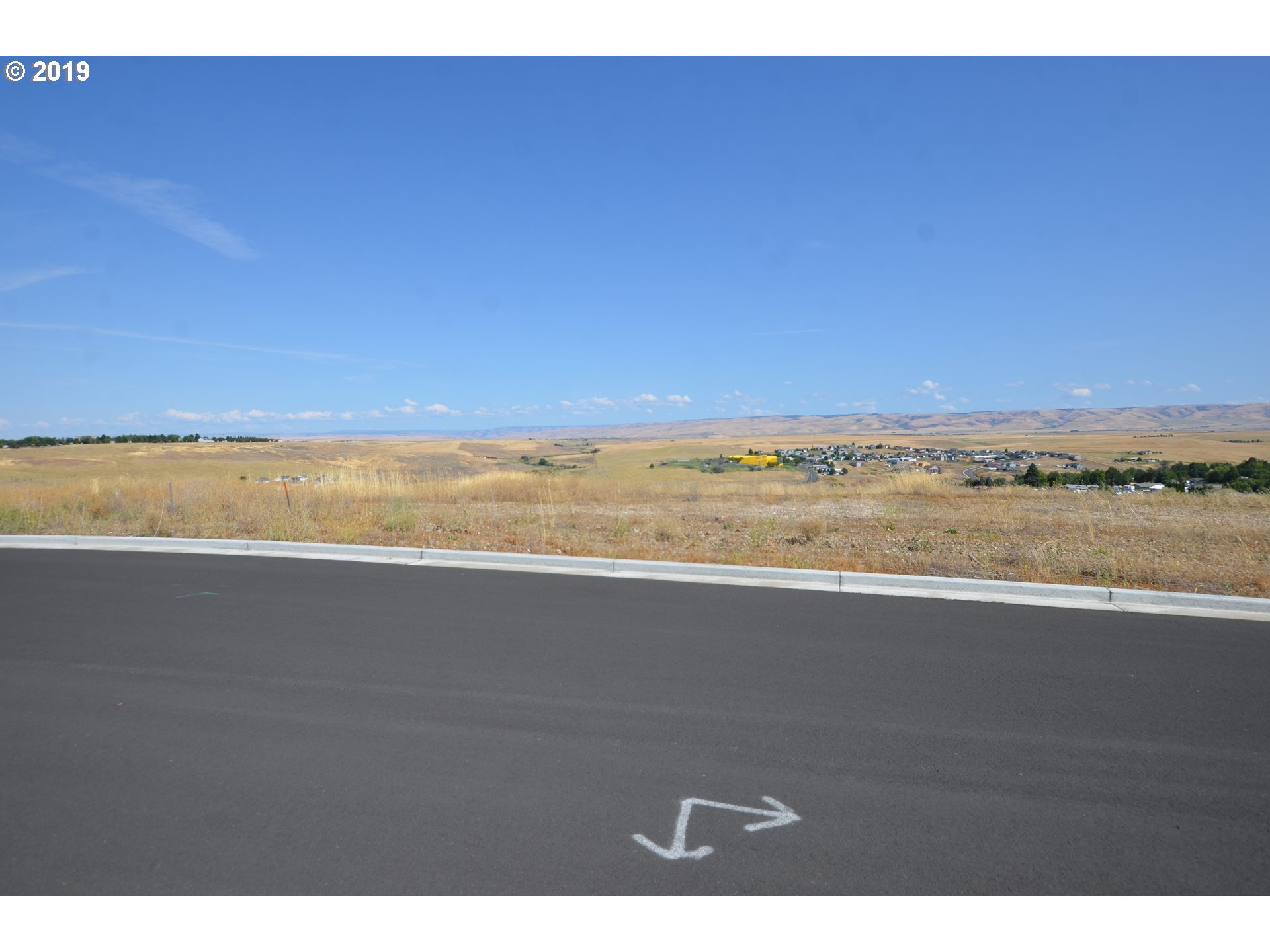 1333 Southwest 17th Place Pendleton, OR 97801 - Photo 3 of 11