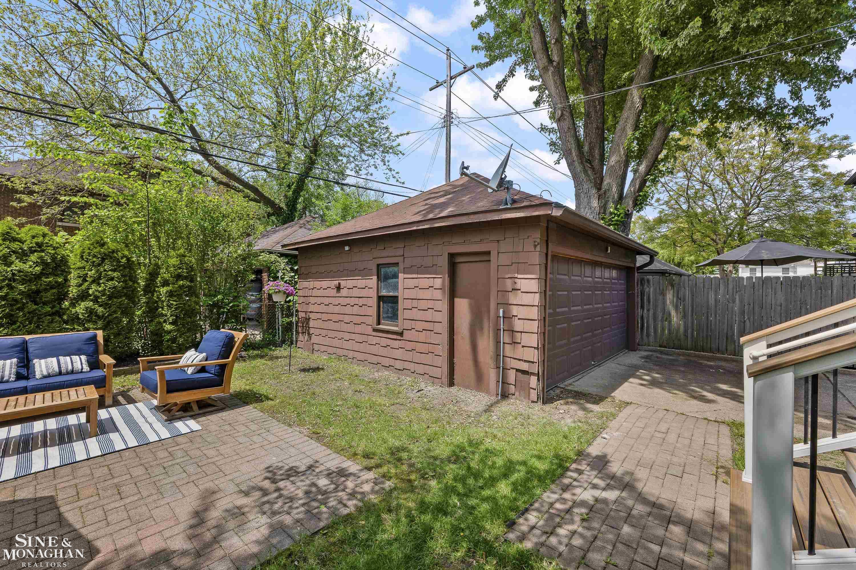 1231 Grayton Street Grosse Pointe, MI 48230 - Photo 46 of 53 50209299-e1526e81-ac4b-4372-96ee-2f2cf8e61c7c.JPG