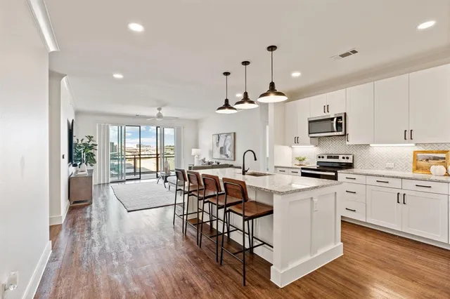 $425,000 | 3517 Windhaven Parkway, Unit 2301, Lewisville, TX 75056