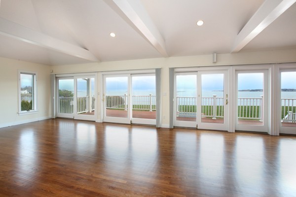 42 Neptune Street Beverly, MA 01915 - Photo 10 of 19