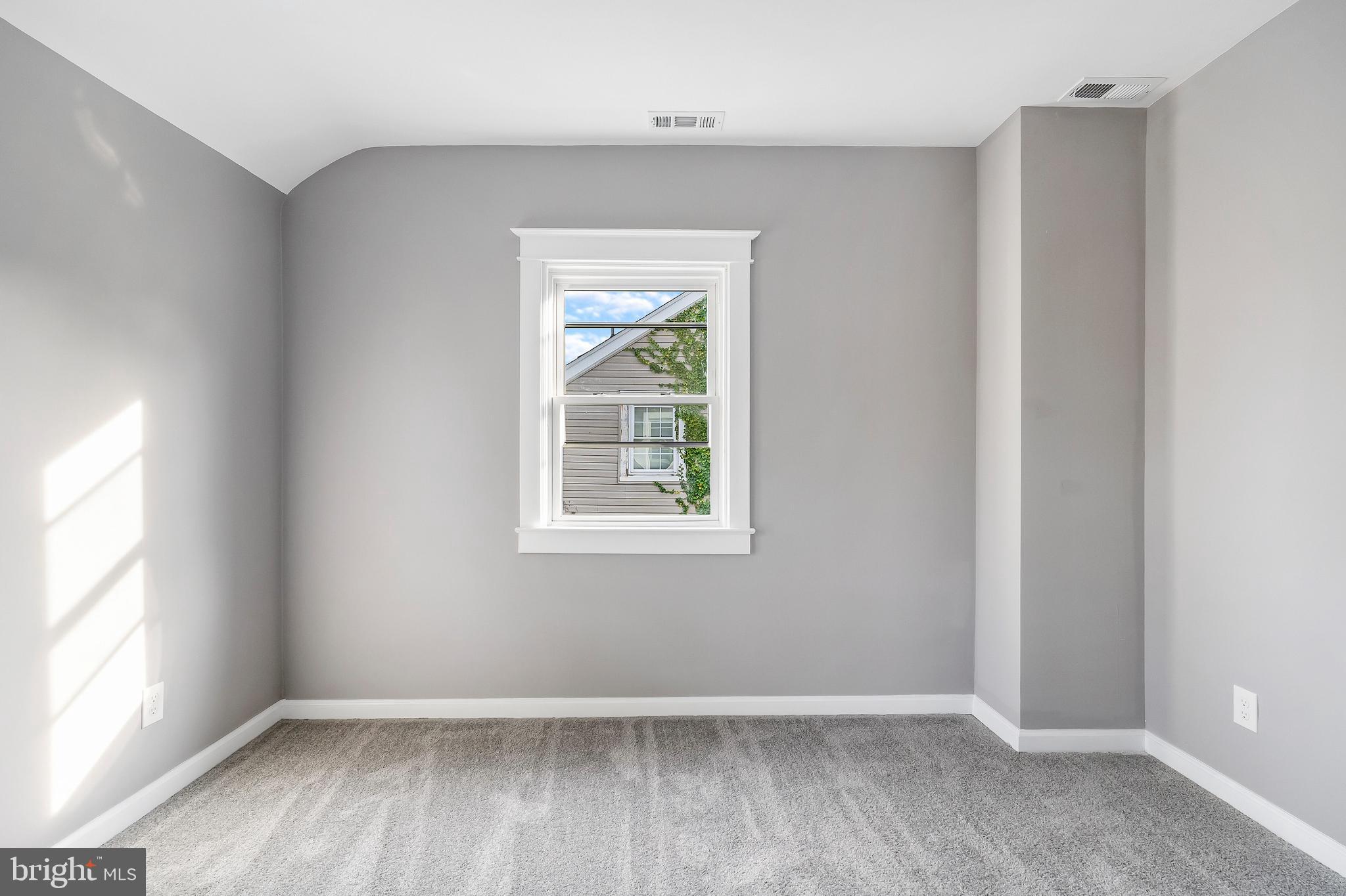 5531 Ashbourne Road Baltimore, MD 21227 - Photo 34 of 49