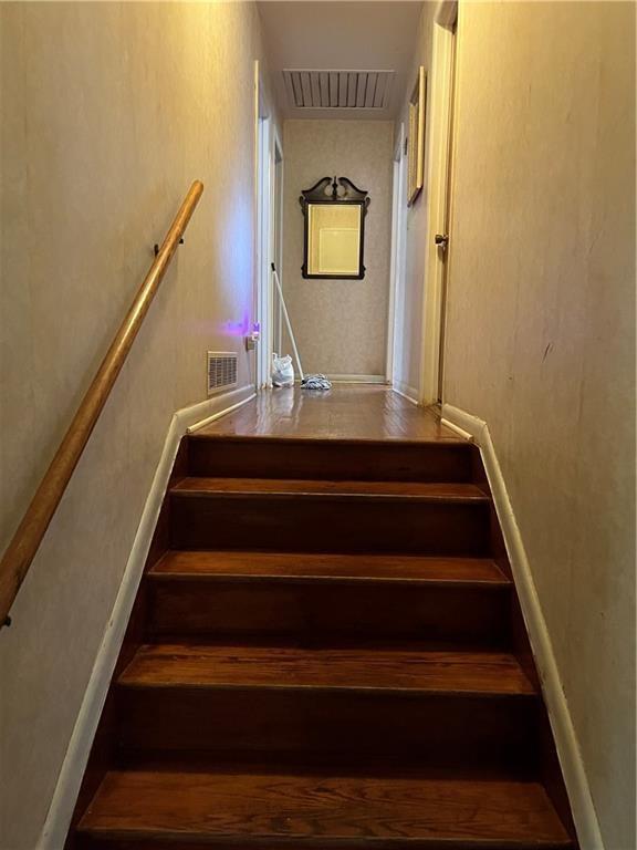 4050 Welcome All Terrace Atlanta, GA 30349 - Photo 3 of 10 a view of entryway