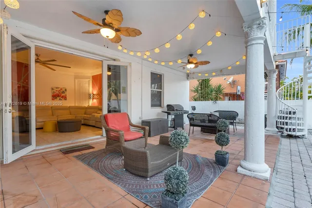 a view of outdoor space yard and patio