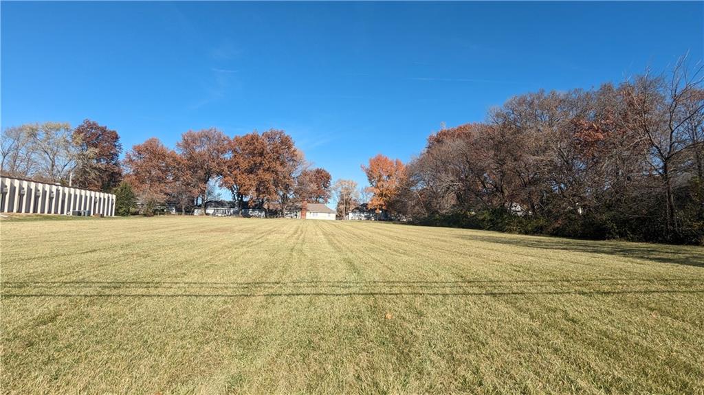 Raytown Road Raytown, MO 64138 - Photo 2 of 8