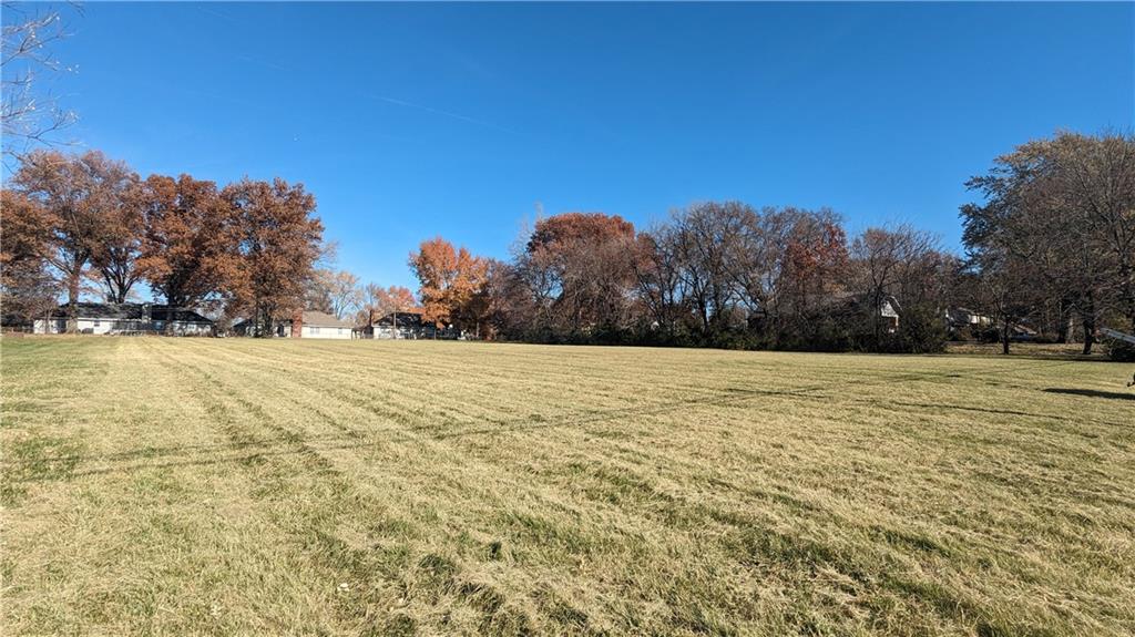 Raytown Road Raytown, MO 64138 - Photo 3 of 8