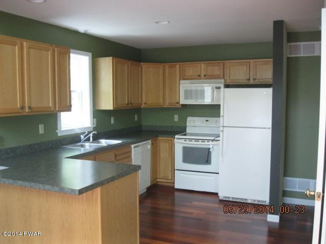 109 East Lakeview Road Lackawaxen, PA 18435 - Photo 7 of 20