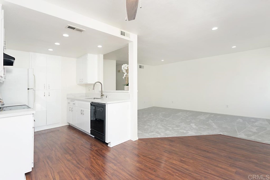 783 Timber Cove Way Oceanside, CA 92058 - Photo 6 of 21