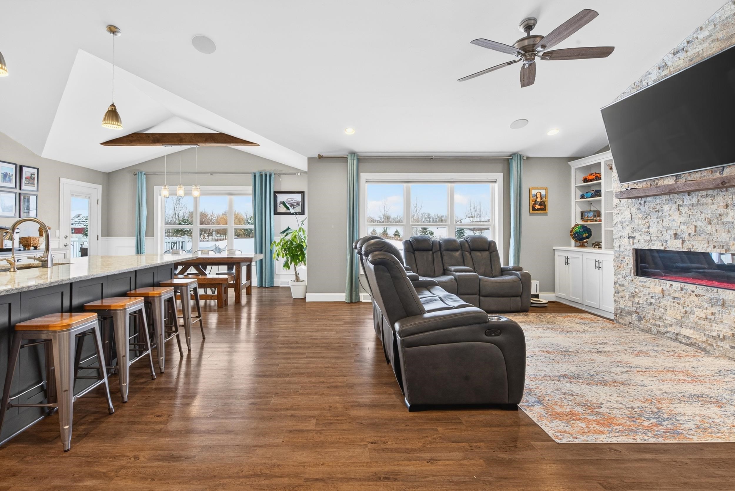 2226 Laddie Trail De Pere, WI 54115 - Photo 14 of 66